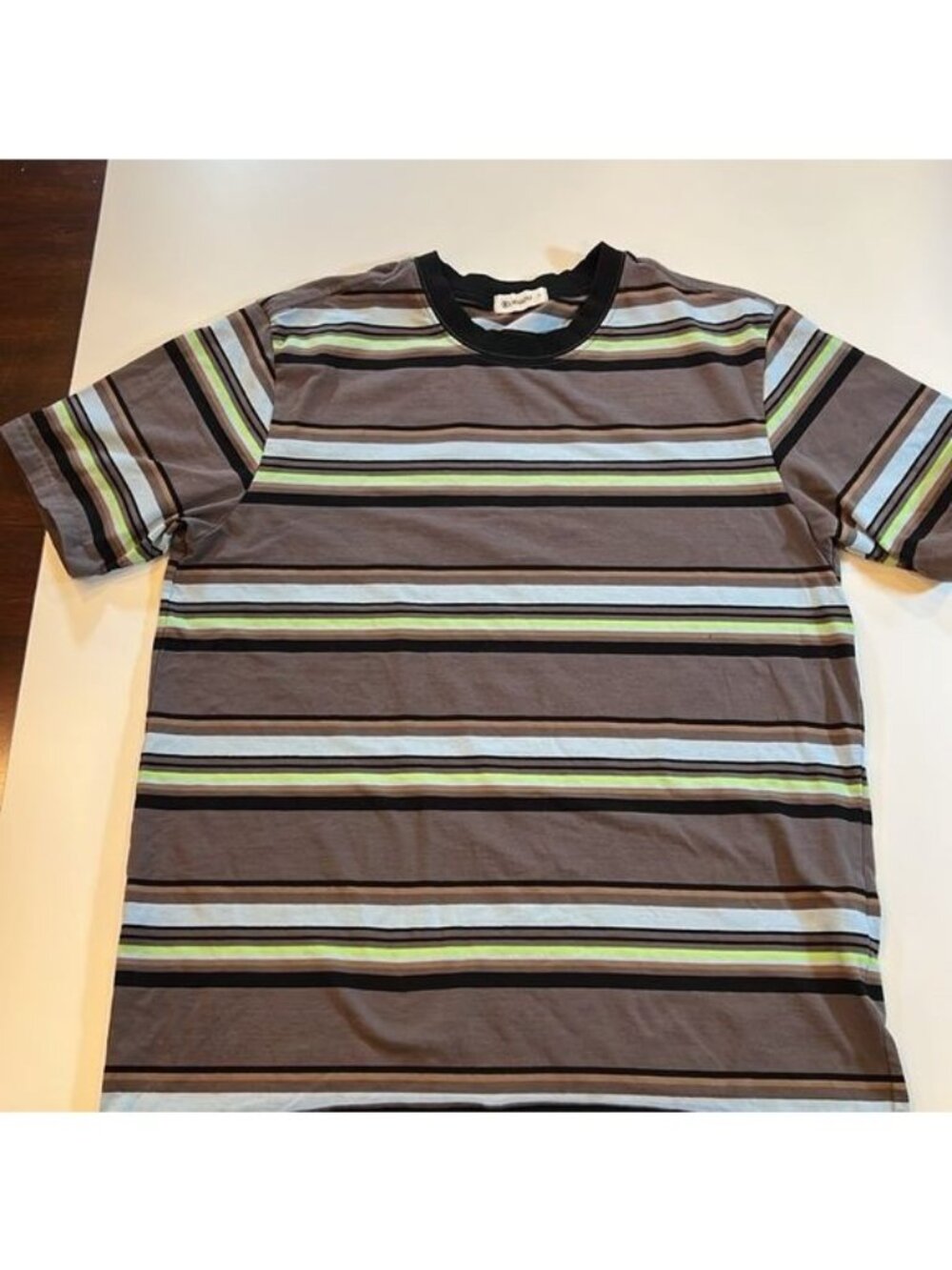 Kliegou men’s T-shirt Size small Striped grey,black brown light blue neon green